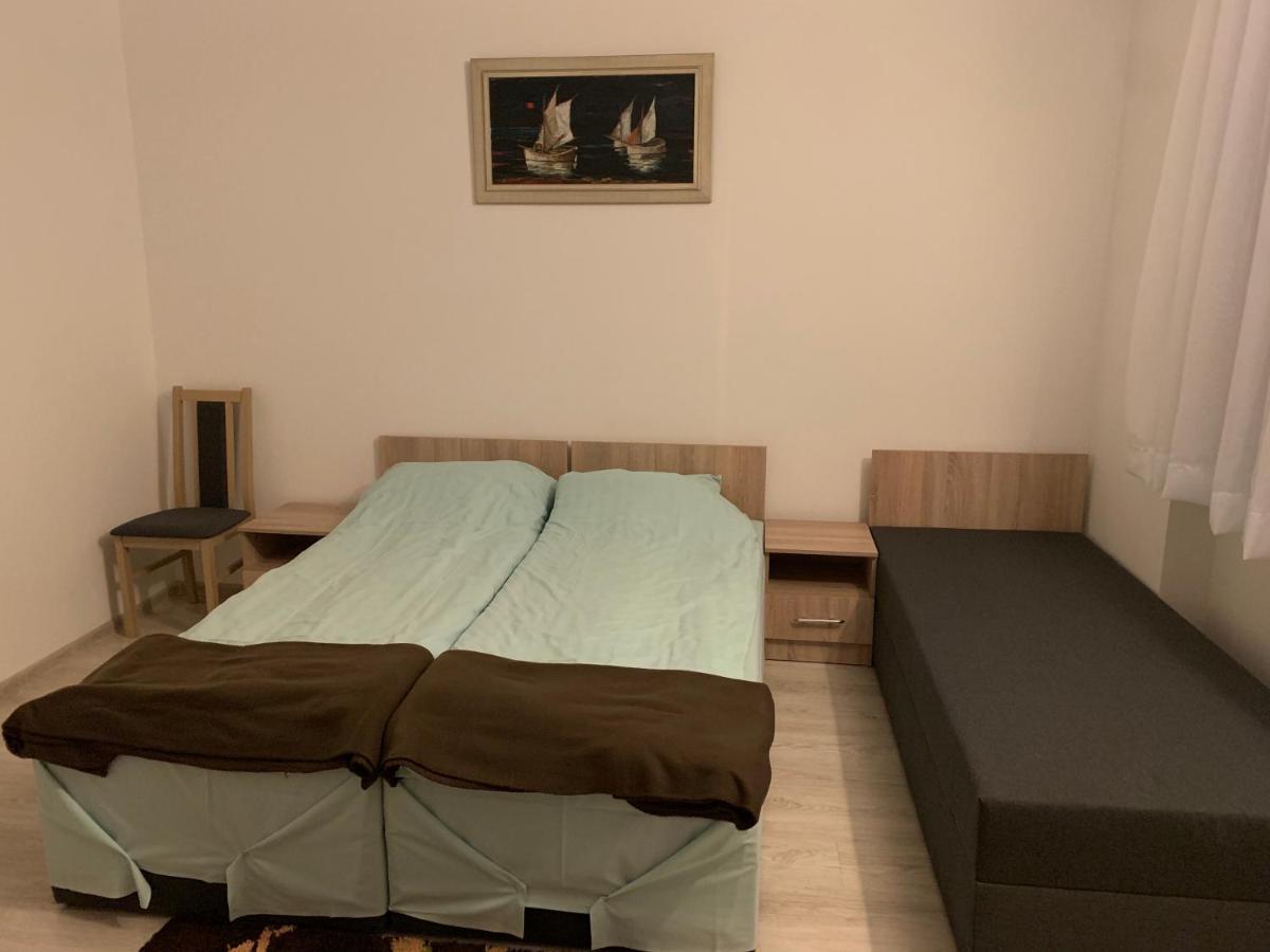Dom Wczasowy Portowa Przystan 150M Od Plazy Mrzeżyno Esterno foto