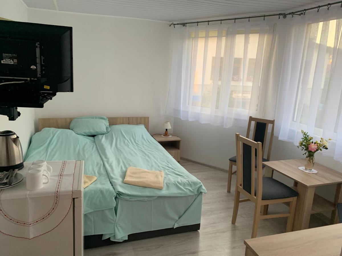 Dom Wczasowy Portowa Przystan 150M Od Plazy Mrzeżyno Esterno foto